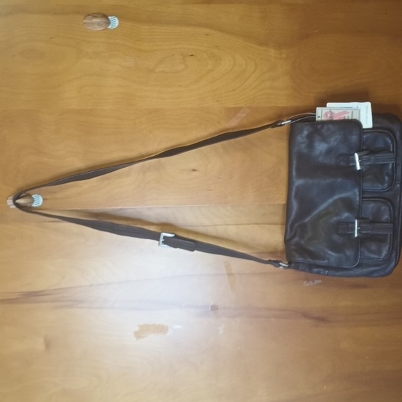 NWT Brown Leather Satchel Flap Closure Shoulder bag - Picture 2 of 8